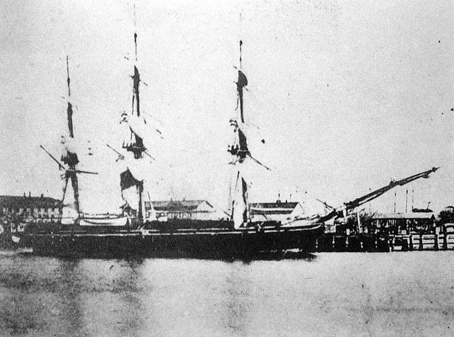 The image of Kurohune (black line) led by U.S. Admiral Perry.