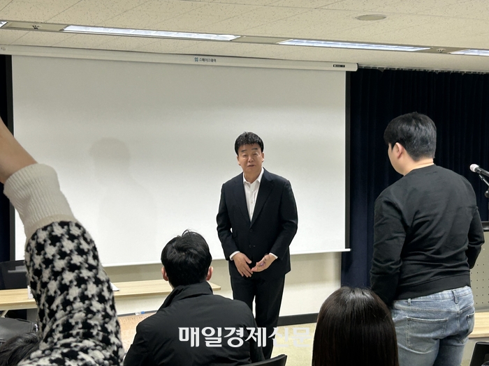 The representative of Jongwon Baek The Born Korea. [Reporter Byun Deok-ho]