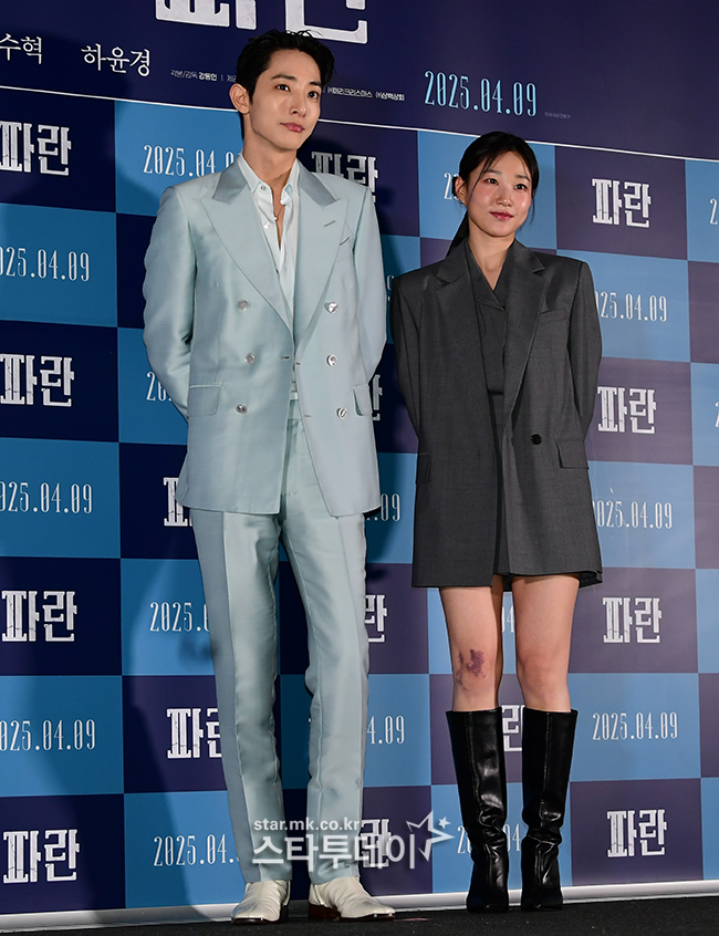 배우 이수혁(왼쪽)과 하윤경. <강영국 기자>