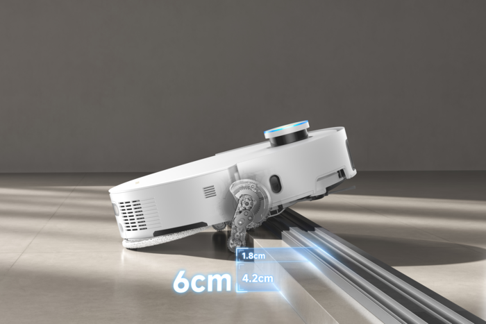 세계최초 자유롭게 누비는 집 안 청소, 최대 6cm 문턱을 걸어 오르는 X50 Ultra ⓒDREAME
